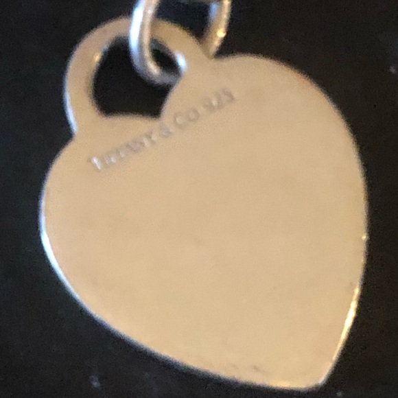 Tiffany & Co sterling heart charm bracelet, box & pouch ready for engraving! - Picture 5 of 10